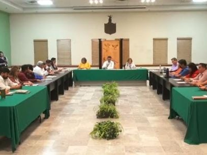Entre disputas en cabildo, aprueban Primer Informe de Gobierno
