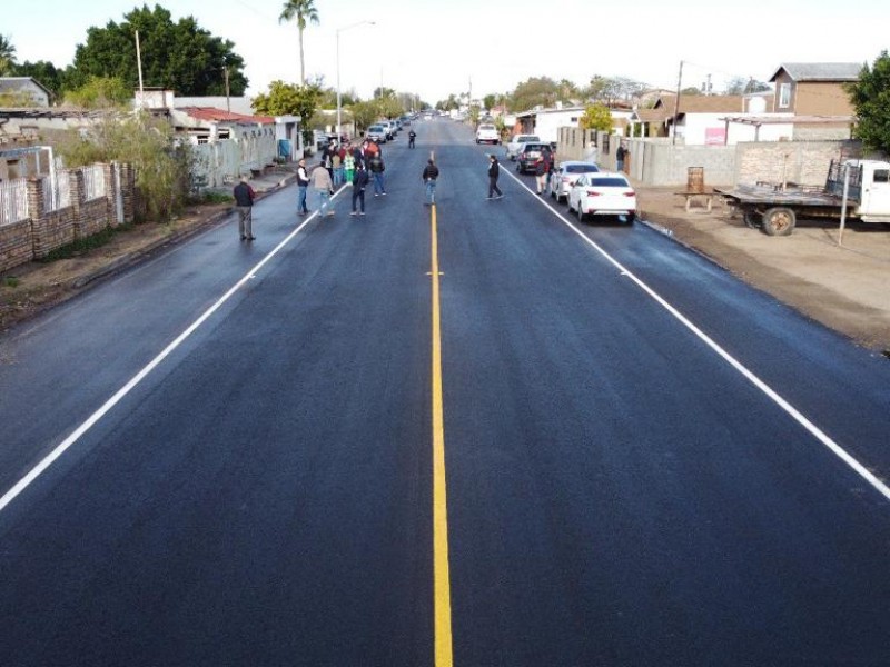 Entrega Alcalde recarpeteo en Avenida 16 de Septiembre