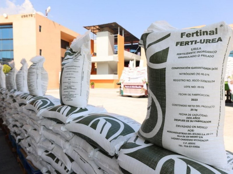 Entrega de fertilizante en Costa Grande al 55% de avance