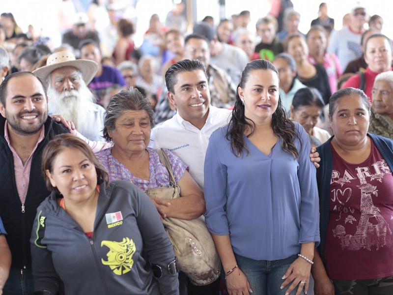 Entrega DIF de Corregidora apoyos alimentarios