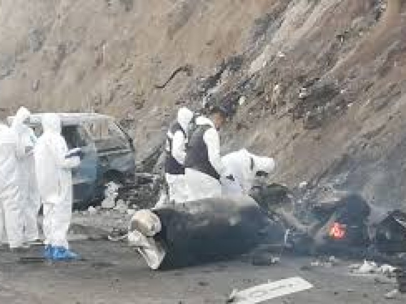 Entrega Fiscalía Nayarit 13 cuerpos de víctimas en autopista Guadalajara-Tepic