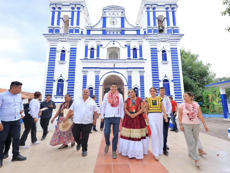 Entrega Gobierno de Oaxaca templo restaurado en Tehuantepec