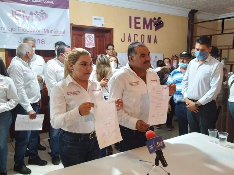 Entrega IEM constancia de mayoría a Presidente electo de Jacona