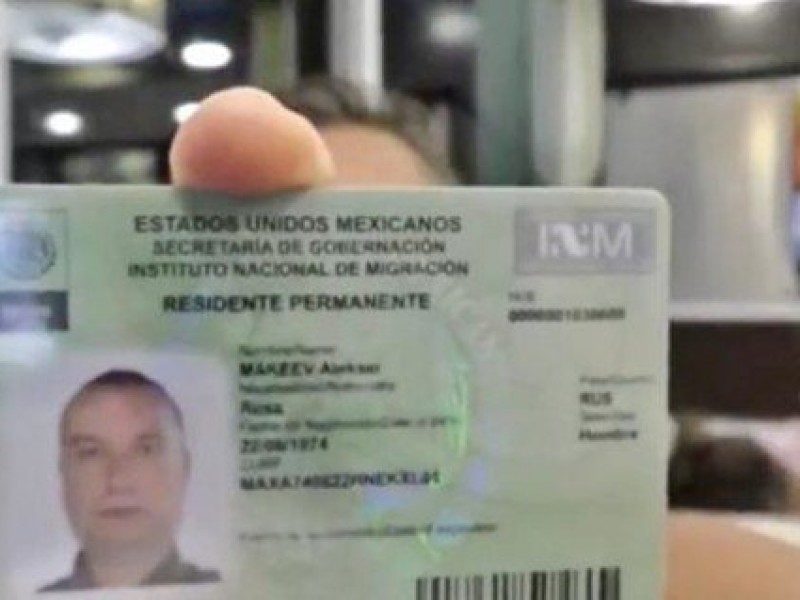 Entrega INMI visas humanitarias a migrantes centroamericanos