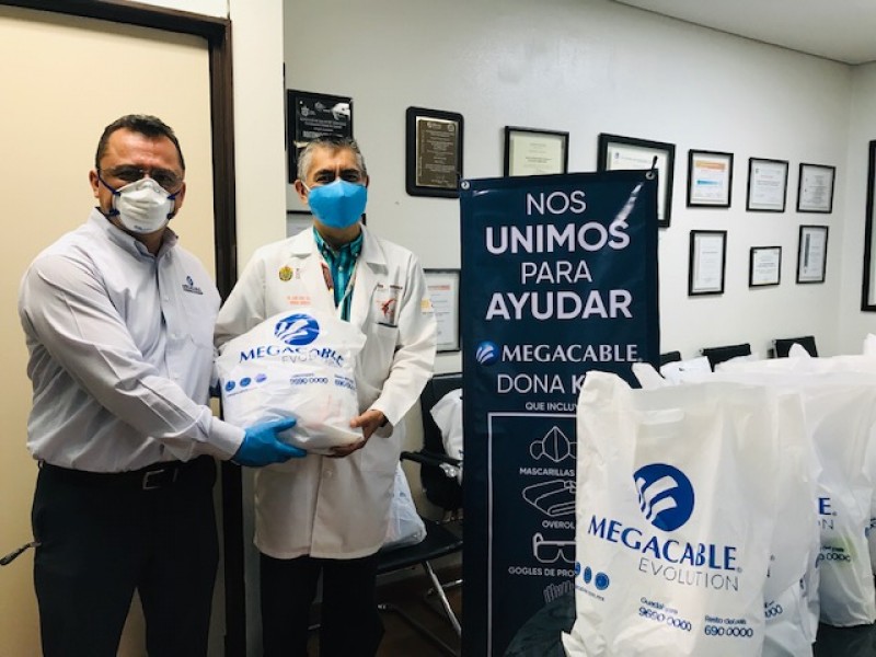 Entrega Megacable Kits de protección al Centro de Alta Especialidad