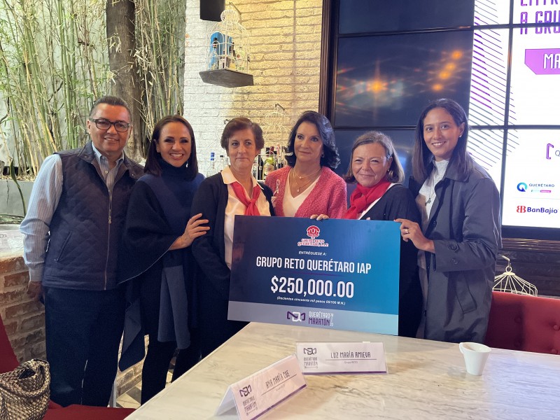 Entrega Querétaro Maratón donativo a organizaciones civiles