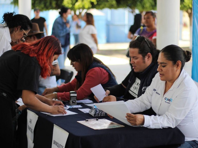 Entrega Secretaría de Desarrollo Social vales para Estancias Infantiles