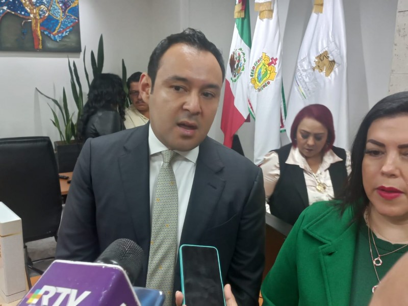 Entrega Sefiplan presupuesto del 2024 a diputados locales