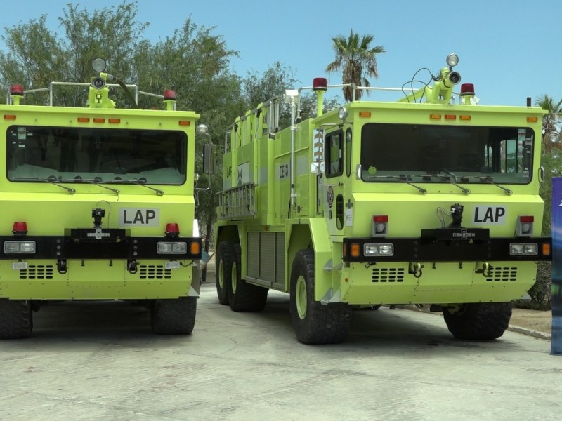 Entregan 2 unidad para cuerpo de bomberos en BCS: GAP