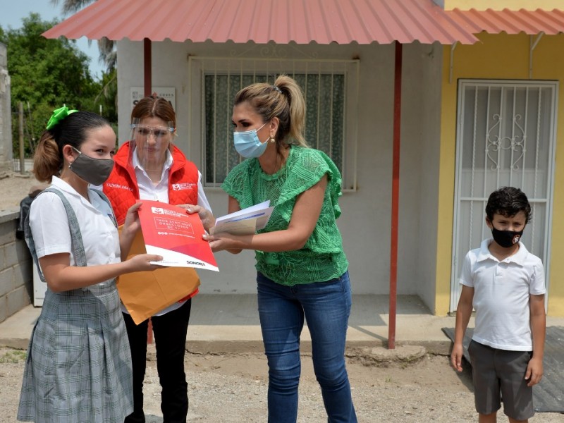 Entregan apoyos a beneficio de habitantes del Río Sonora