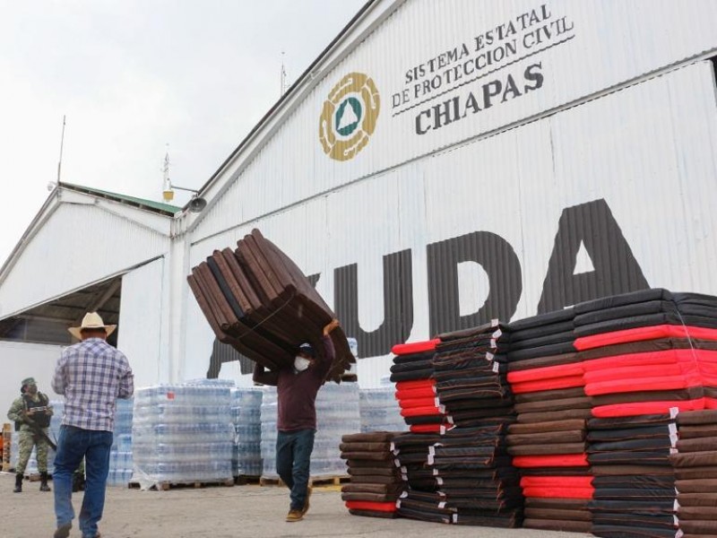 Entregan ayuda humanitaria a damnificados por lluvias en Chiapas