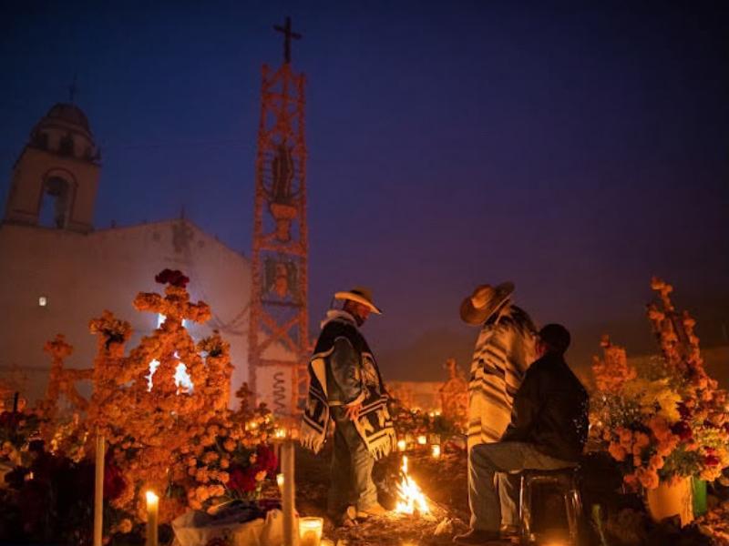 Entregan cerca de 4 millones de pesos para la Noche de Muertos