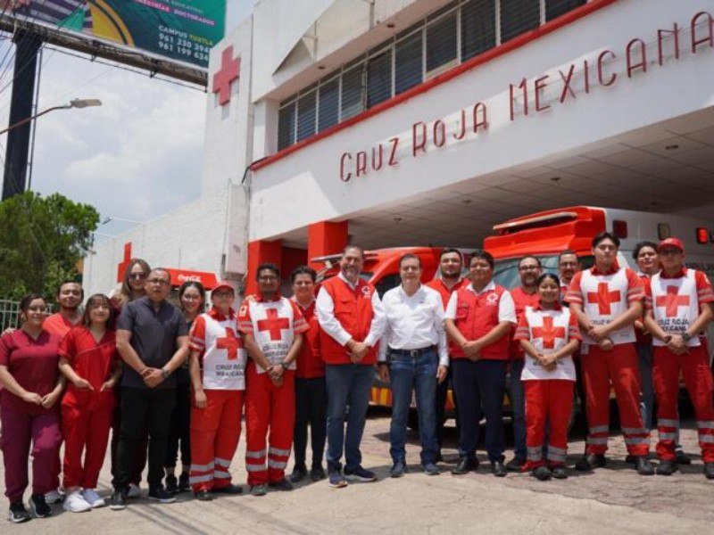 Entregan chips de conectividad a la Cruz Roja Mexicana para eficientar comunicación