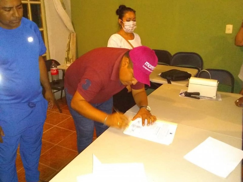 Entregan constancia de mayoría a MORENA en San Blas Atempa