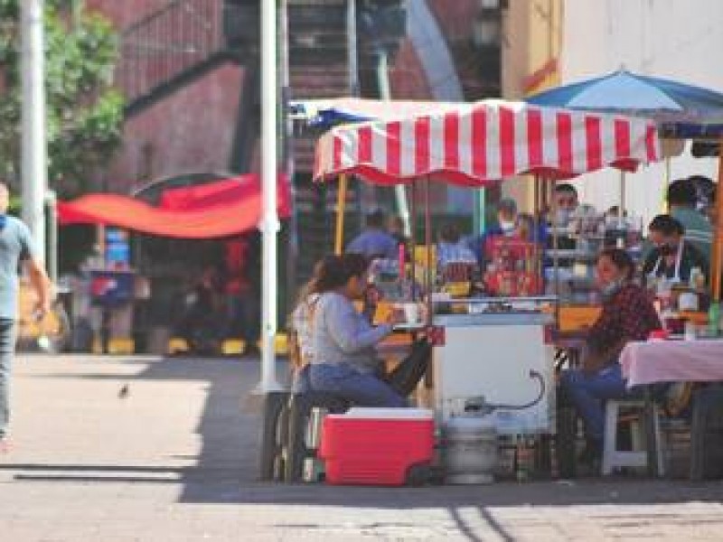 Entregan constancias al sector informal para acceder a créditos