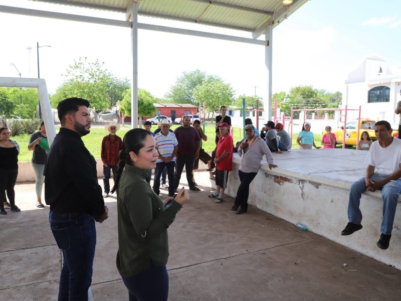 Entregan despensas a pescadores de la Presa El Salto, Elota
