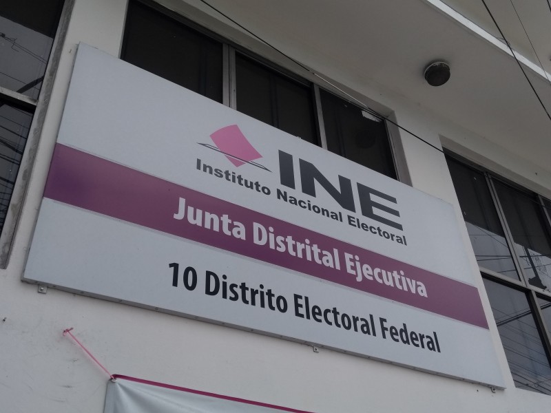 Entregan documentos electorales al Distrito Díez