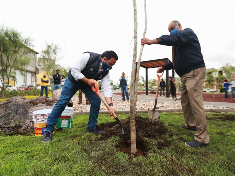 Entregan el nuevo parque de El Romerillal