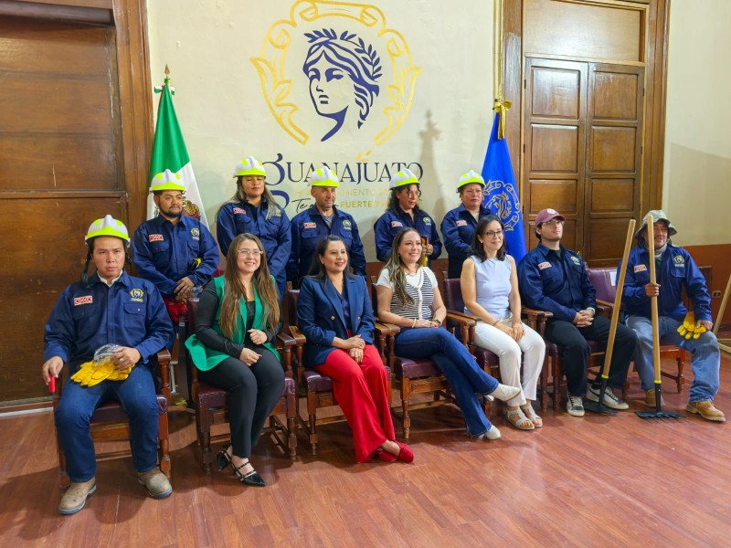 Entregan equipamiento a brigadistas rurales de áreas naturales protegidas