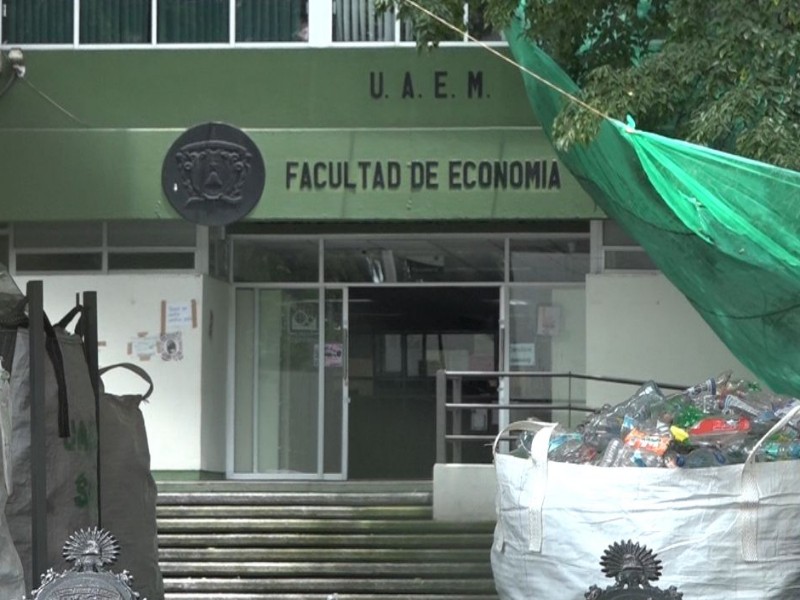 Entregan facultad de Economía tras 60 días de paro