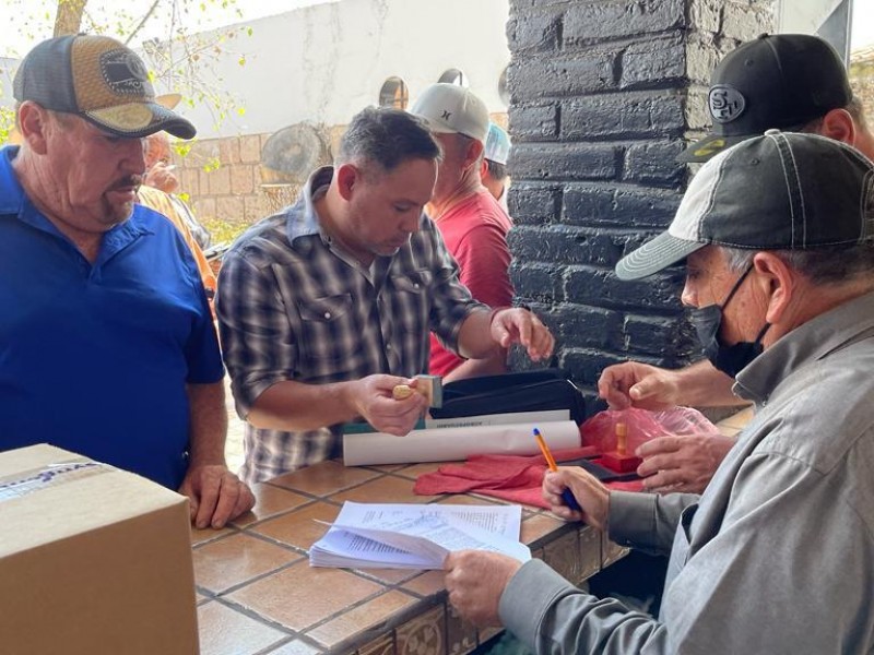 Entregan herbicida en comunidades de Zamora