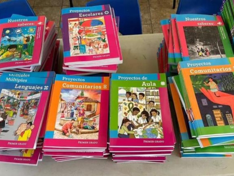 Entregan más de 720 mil libros de texto gratuitos en zona norte