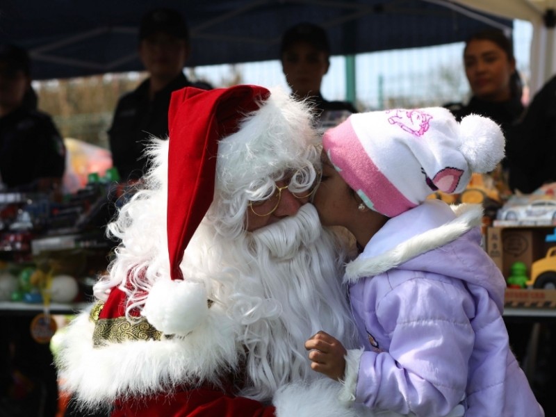 Entregan más de 7 mil regalos a niños en Zapopan