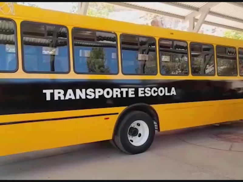 Entregan medio de transporte a CAM 55