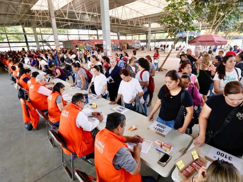 Entregan nuevas tarjetas del programa Yo Jalisco Apoyo para el Transporte