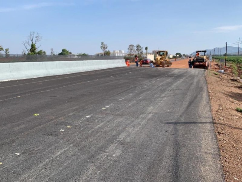 Entregan obras educativas y del campo en semidesierto zacatecano