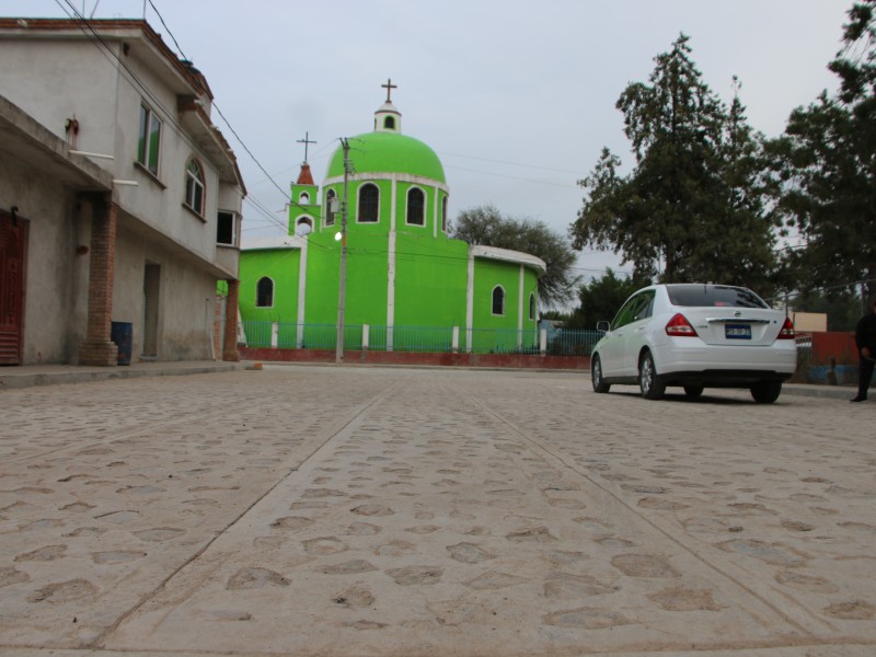 Entregan obras en Noria Nueva, Pedro Escobedo