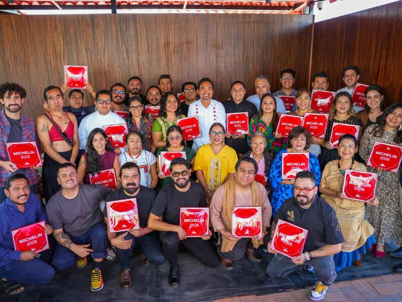 Entregan placas Michelin 2026 a 26 establecimientos oaxaqueños