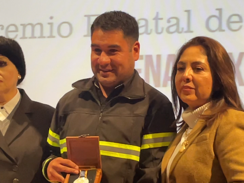 Entregan Premio Estatal de Derechos Humanos 