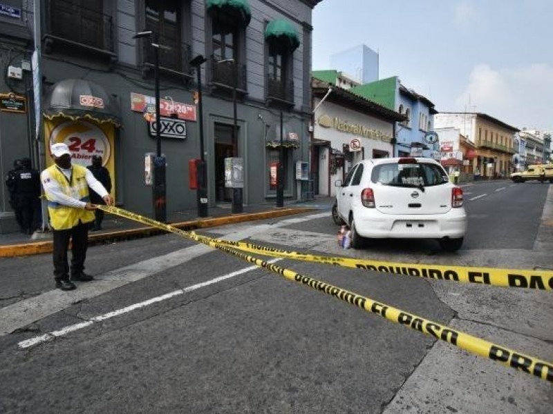 Entregan tarjetones a motociclistas para ingresar al centro de Xalapa