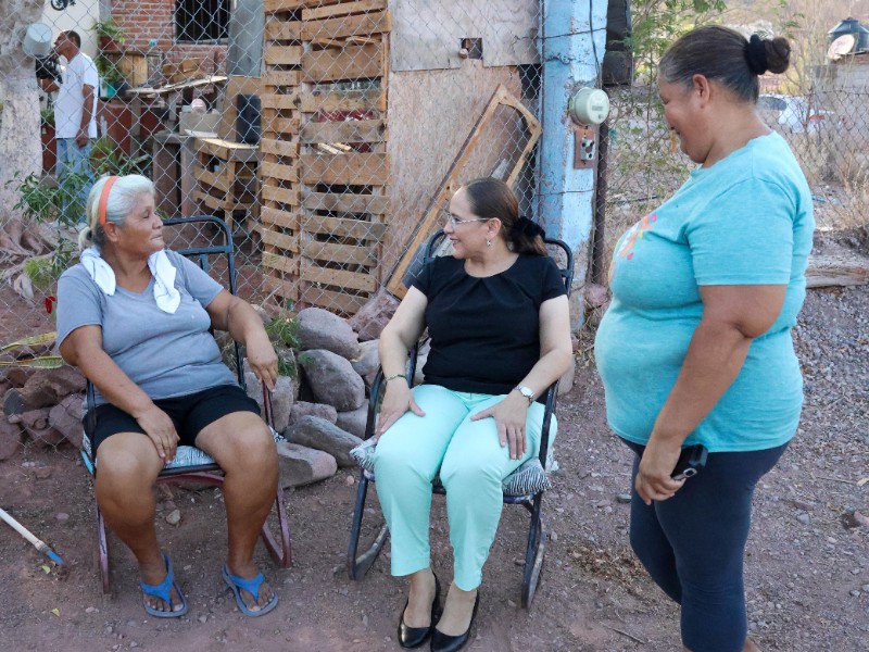 Entregan títulos de propiedad en Guaymas