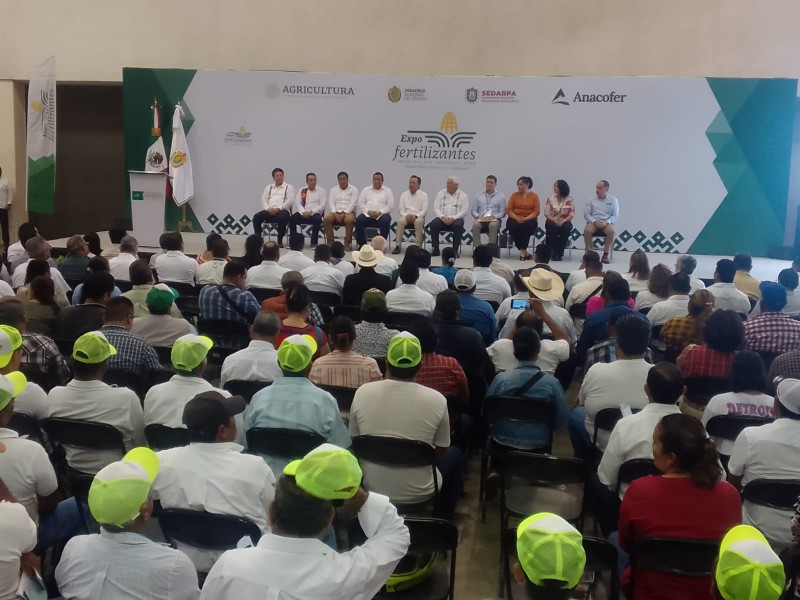 Entregarán 1 millón de toneladas de fertilizantes a productores: Sagarpa