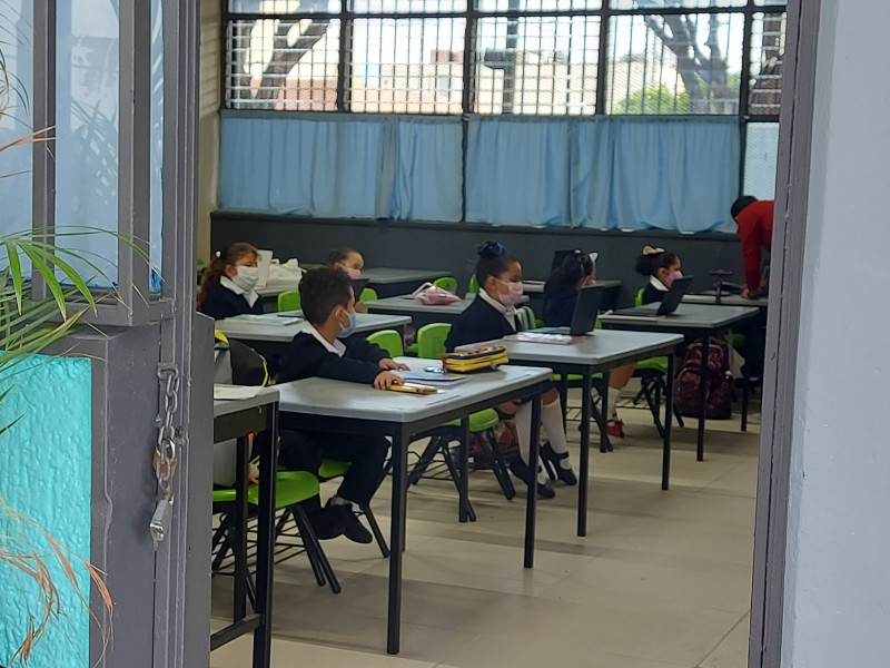 Entusiasmado arranque de clases en la Primaria Urbana 208