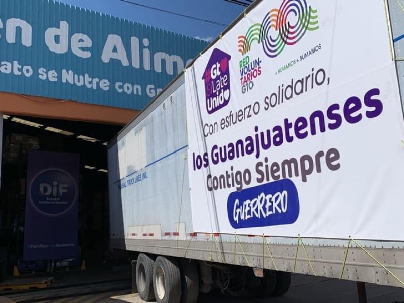 Envía DIF Estatal segundo traíler de víveres a Guerrero