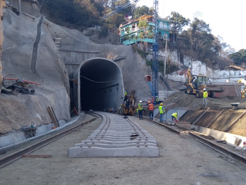 EPN inaugura túnel ferroviario el 20 de julio