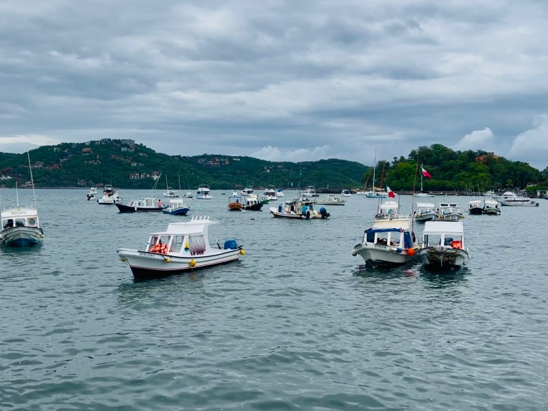 “Erick” afectó actividad pesquera y turística en Ixtapa-Zihuatanejo