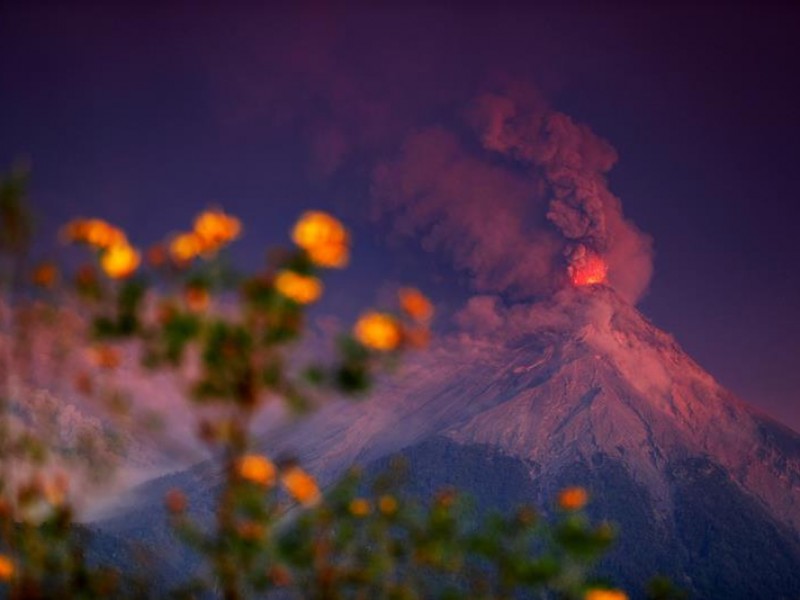 Erupción del volcán de fuego en Guatemala