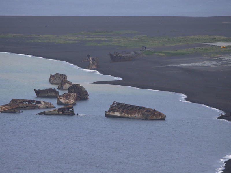 Erupción volcánica en Japón emerge varios “barcos fantasma”