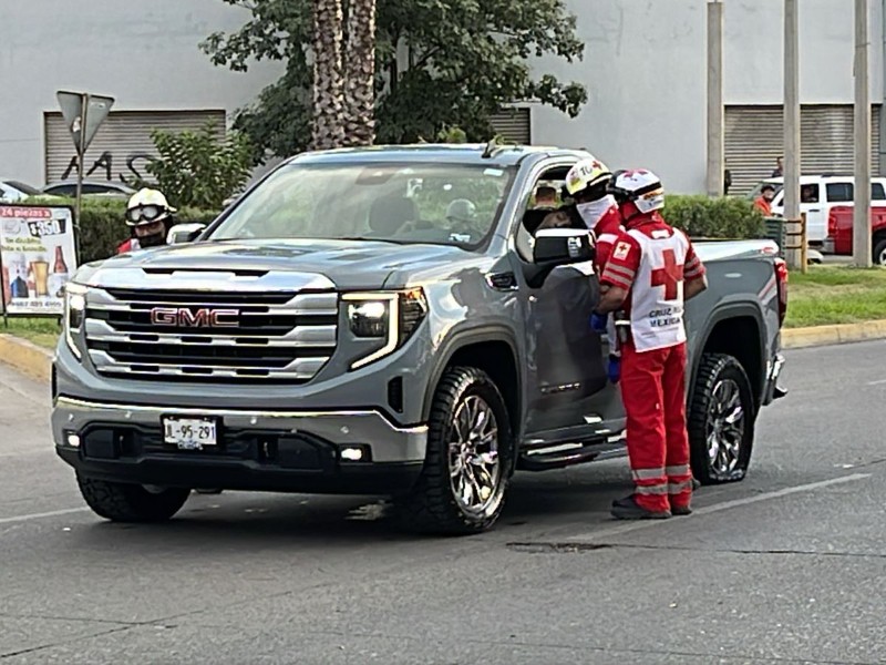 Acribillan a dos jóvenes en el Desarrollo Urbano Tres Ríos en Culiacán