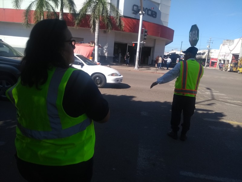 Escuadrón Vial toma acción en calles de Cajeme