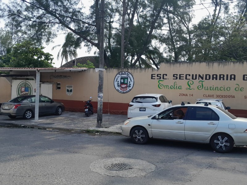 Escuela lleva 2 meses sin luz, requieren 150 mil pesos