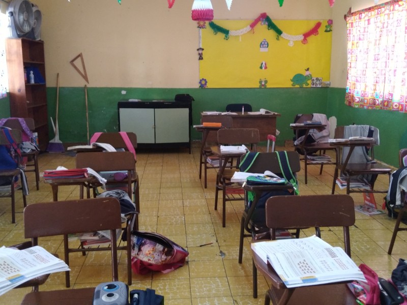 Escuelas de Chilchota esperan recursos para arrancar obras de rehabilitación 
