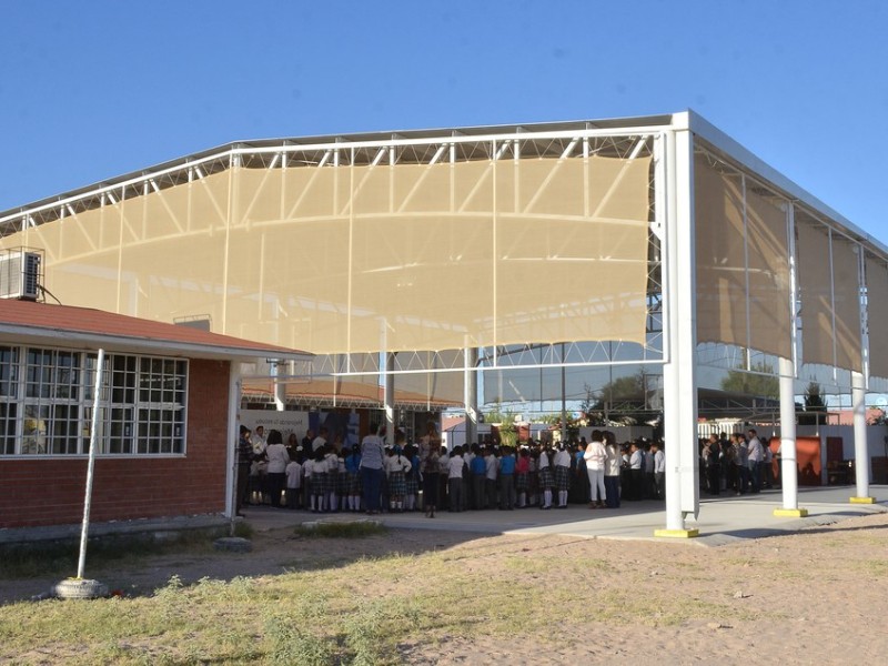 Escuelas no modificarán horarios de clases por temporada de calor