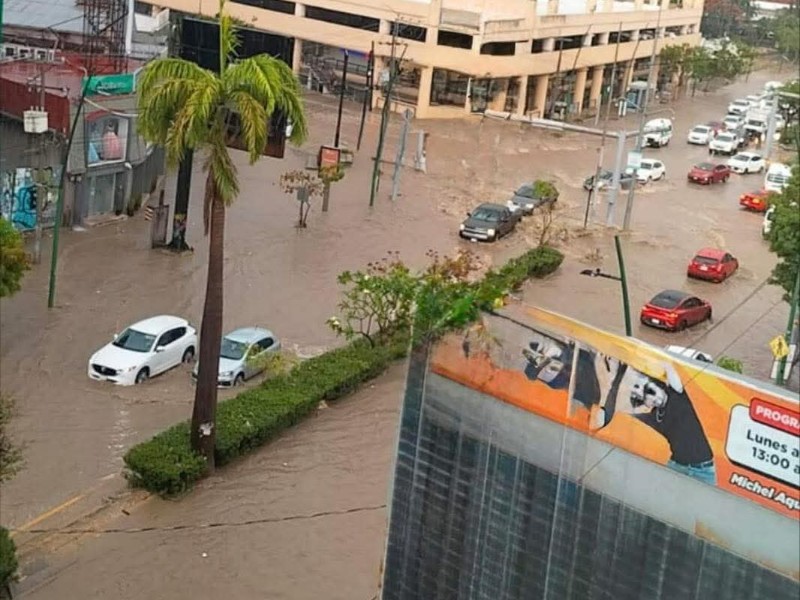 Especialistas recomiendan usar seguros vehiculares en temporada de lluvias