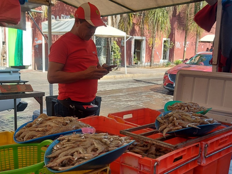 Esperan aumentar 50% ventas comerciantes de mariscos durante Semana Santa