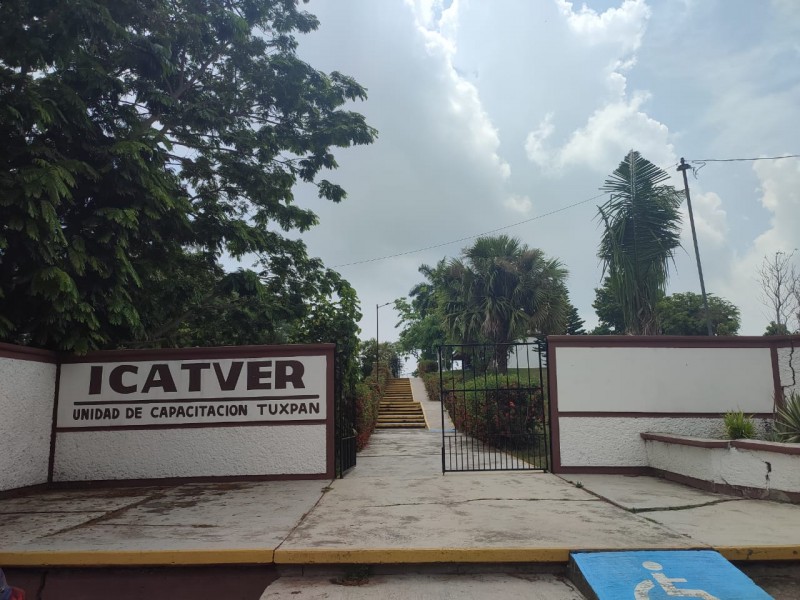 Esperan aumentar matrícula escolar en ICATVER Tuxpan